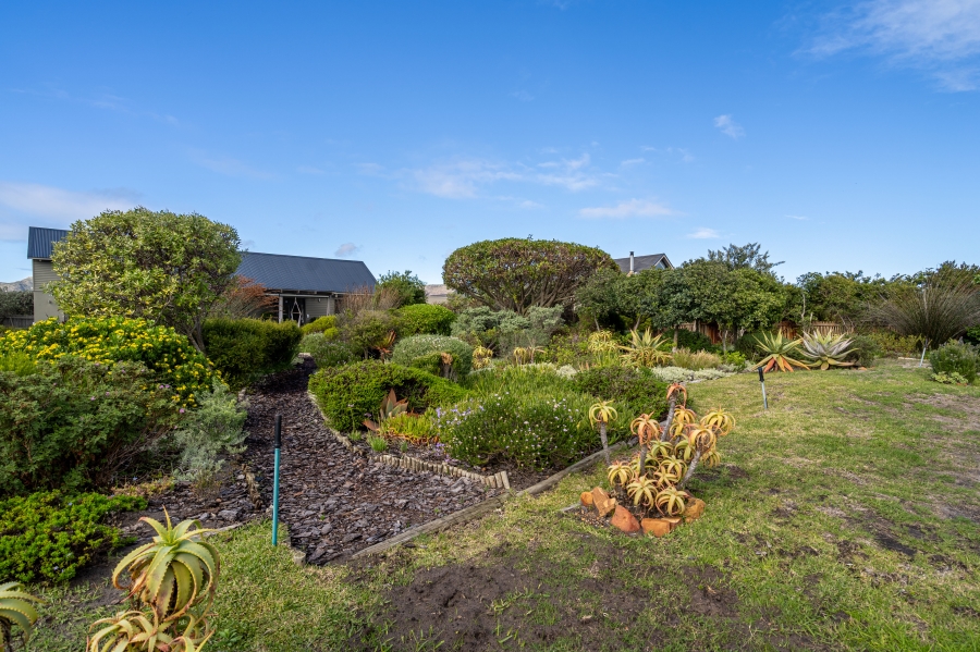 To Let 3 Bedroom Property for Rent in Lake Michelle Western Cape